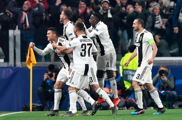 ẢNH: Tròn 1 năm bom tấn Cristiano Ronaldo đến Juventus - Bóng Đá