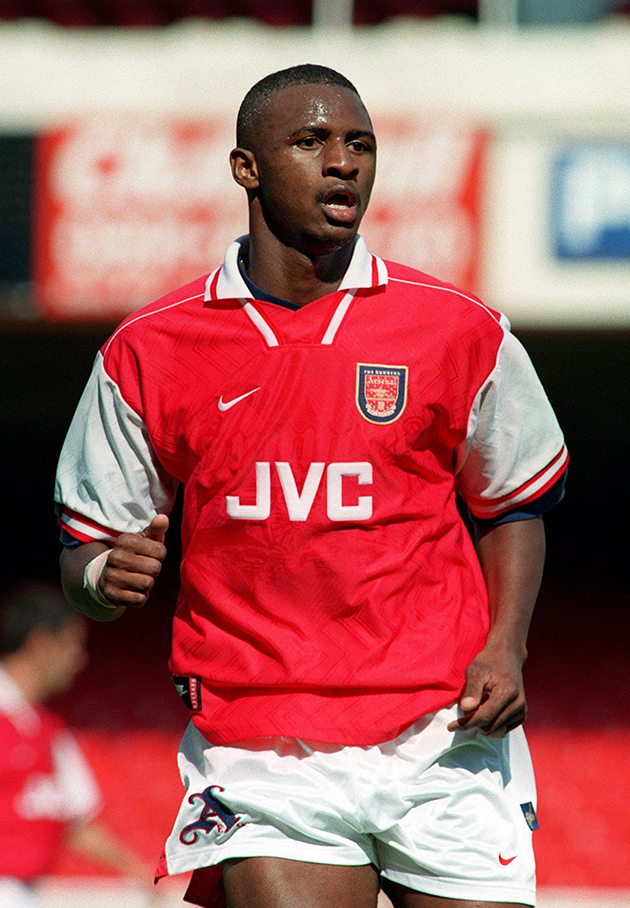 ẢNH: Ngày này năm xưa, Arsenal đón một huyền thoại (Vieira) - Bóng Đá
