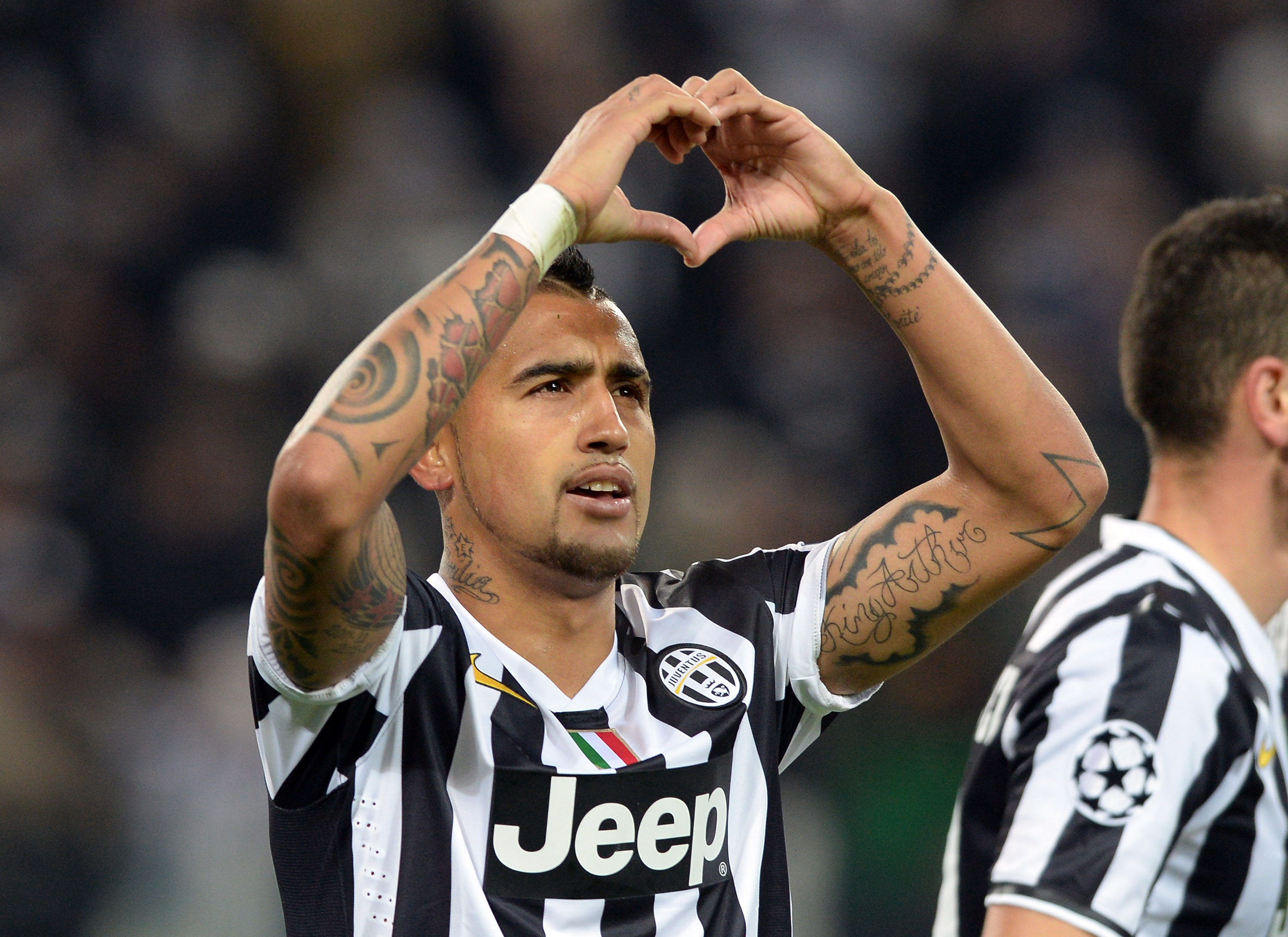 Nhìn lại đội hình Juventus 'bá đạo' lập kỷ lục 102 điểm mùa 2013/2014 - Bóng Đá