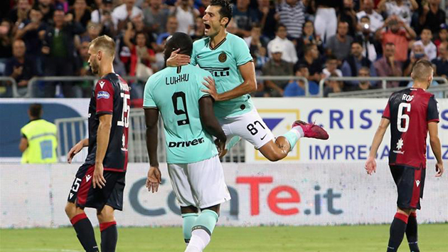 Inter ultras defend Cagliari fans - Bóng Đá