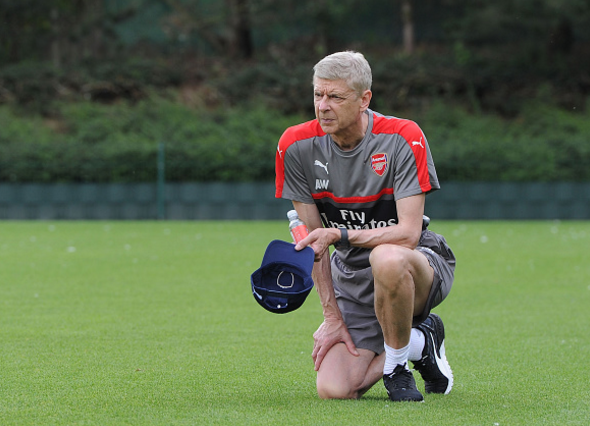 Arsene Wenger sợ hãi trước viễn cảnh chia tay Arsenal