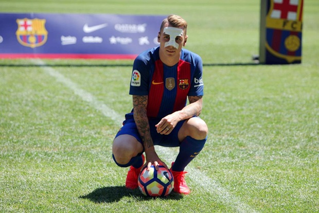 Tân binh của Barca được Luis Enrique đưa lên mây