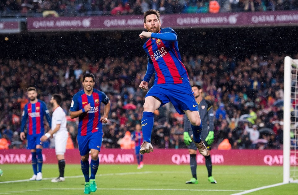 8 phút ghi 3 bàn, Barca kết liễu Sevilla ngay trong hiệp một