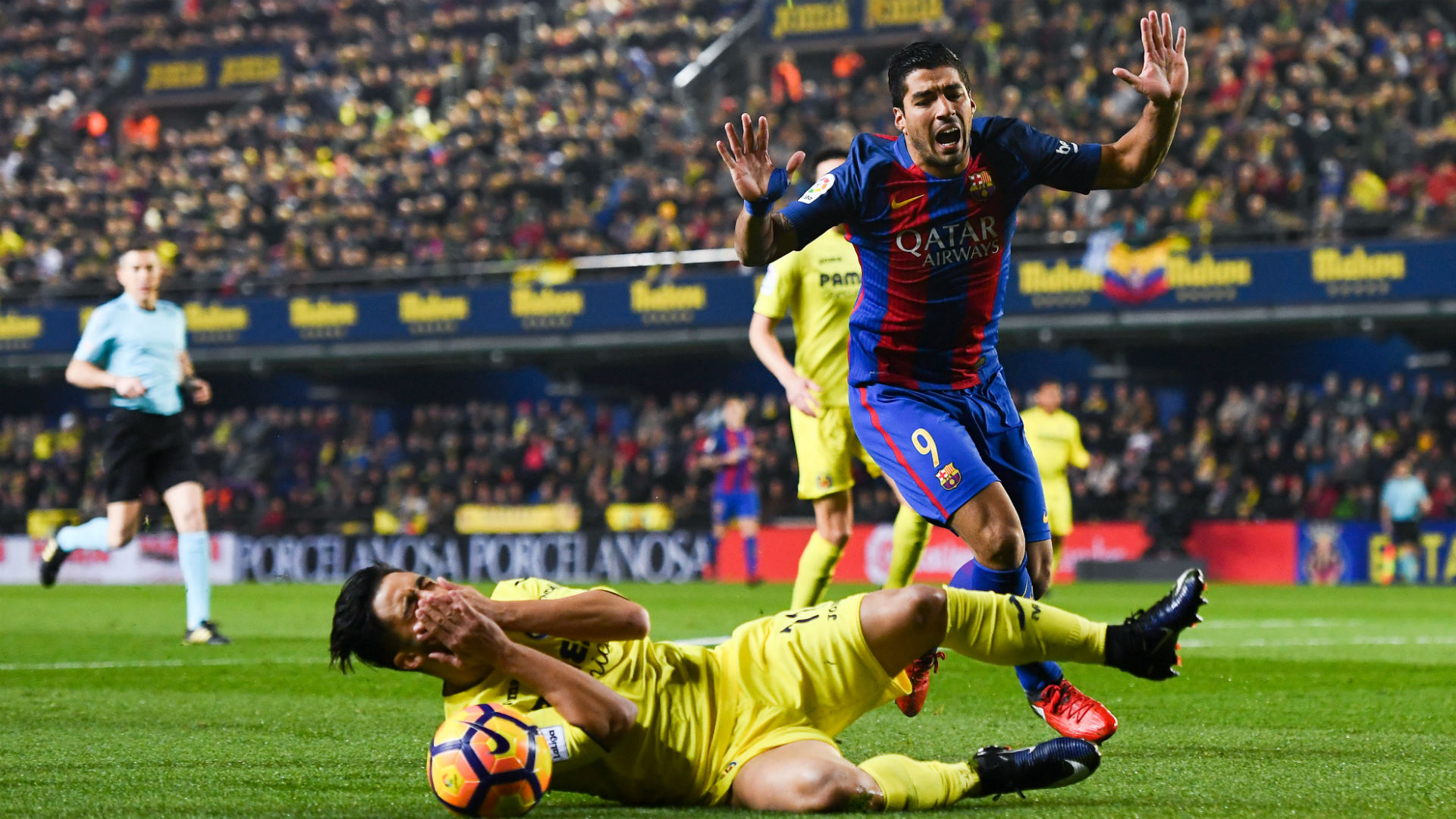 Trước vòng 36 La Liga: Kền kền thẳng cánh; Barca đối đầu 'kiếp nạn' cuối cùng