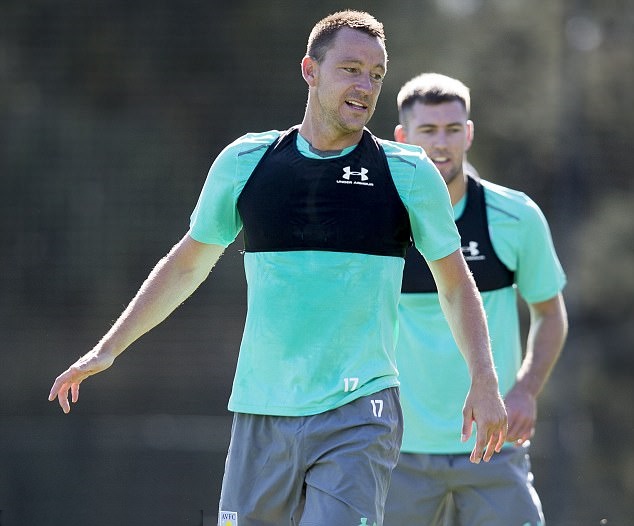 Ảnh bài viết John Terry tập luyện cùng các đồng đội mới