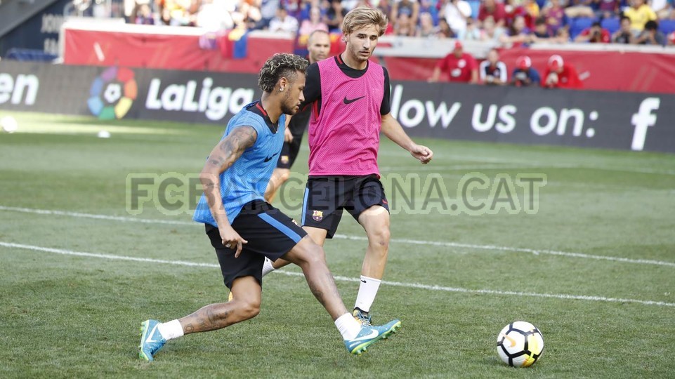 Ảnh bài viết Neymar chăm chỉ tập luyện bất chấp tin đồn ra đi