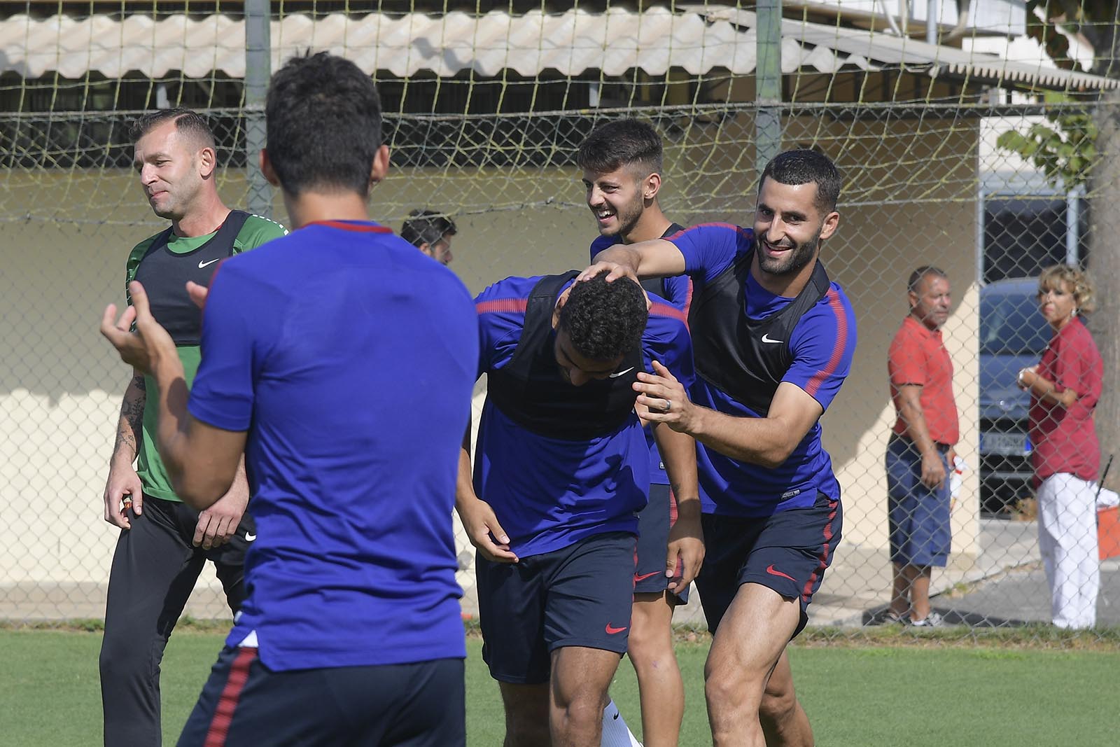 AS Roma tập luyện - Bóng Đá