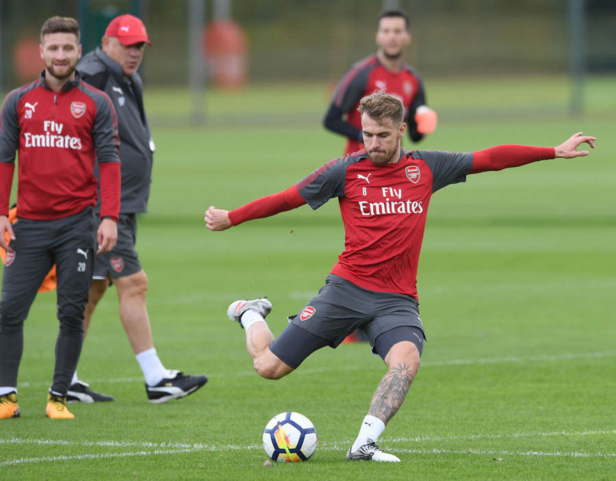 Arsenal tập luyện - Bóng Đá