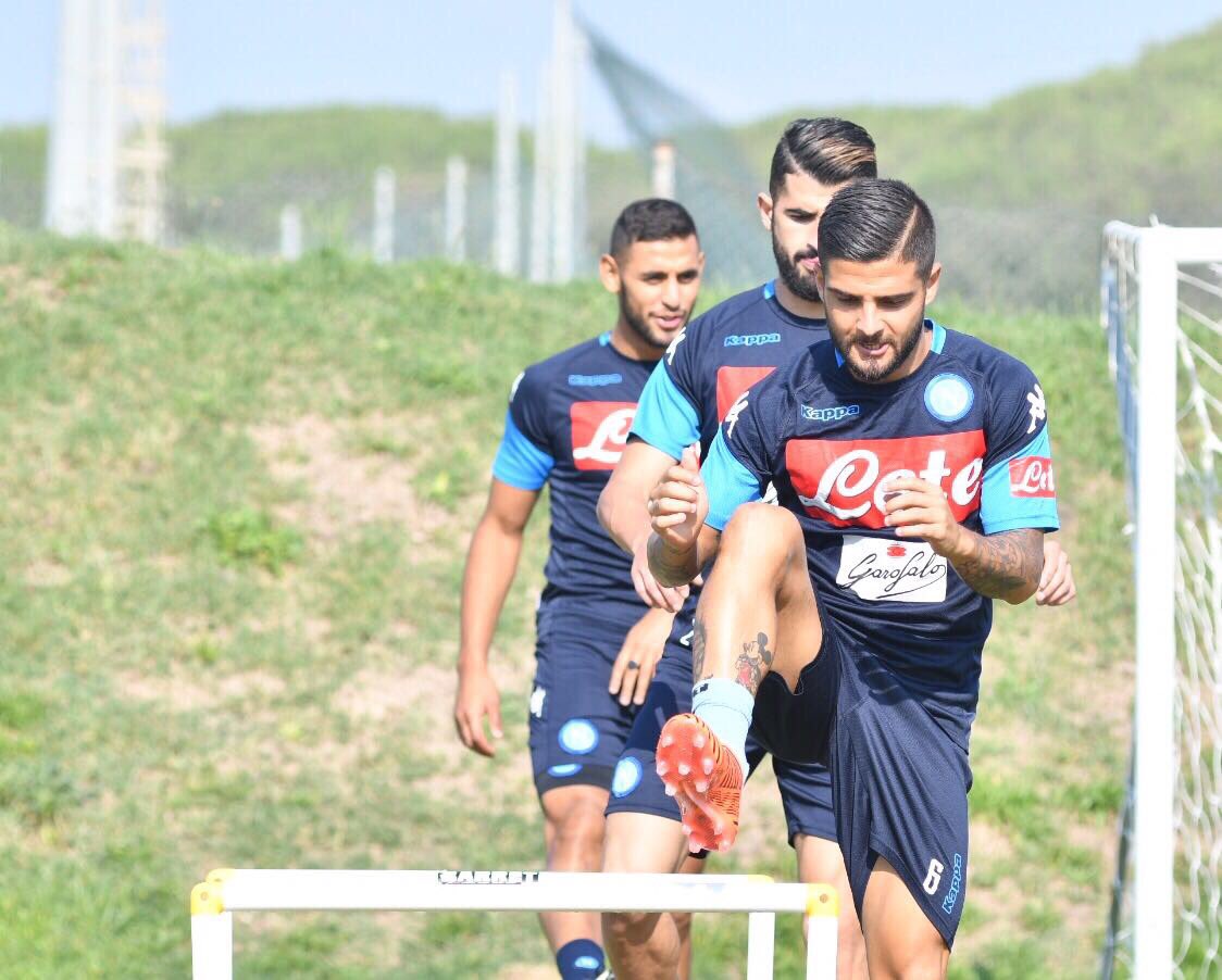 Ảnh bài viết Dàn sao Napoli tập luyện ráo riết để bảo vệ ngôi đầu