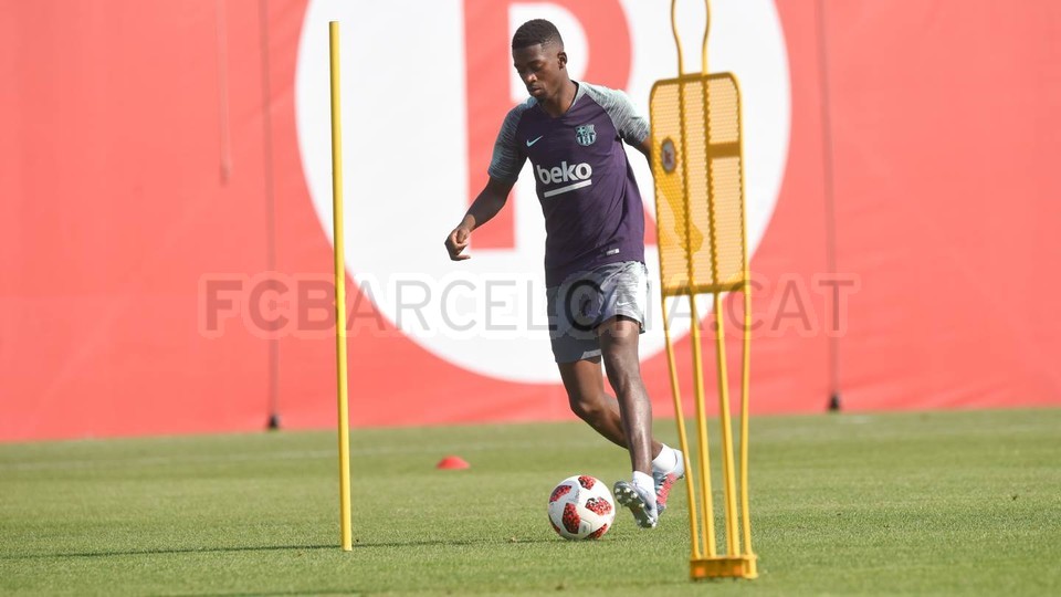 dembele tập luyện tại barca - Bóng Đá