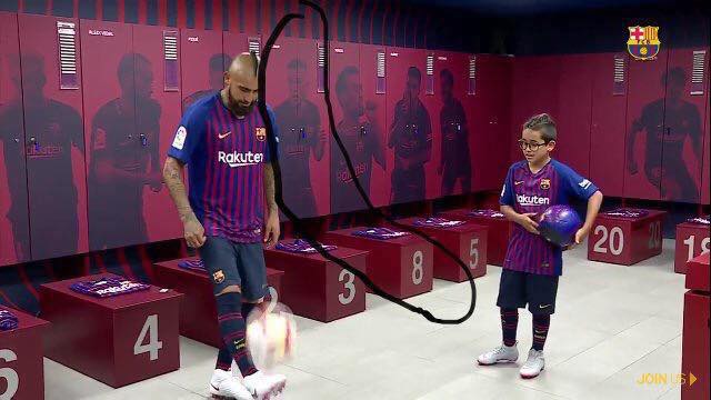 Barca để LỘ cái tên thừa kế chiếc áo số 8 của Andres Iniesta - Bóng Đá