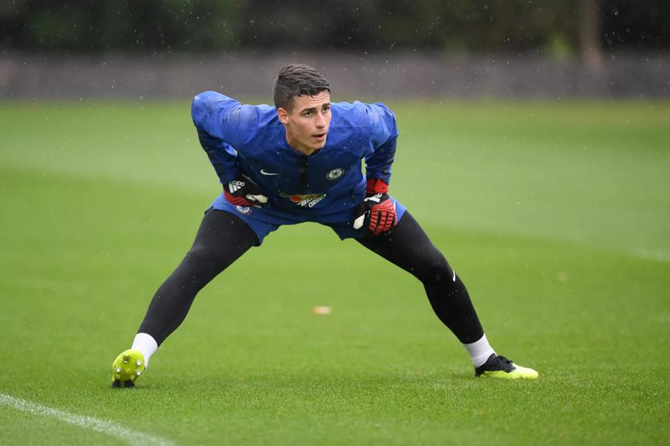Kepa và Kovacic chạy nước rút, chuẩn bị cho trận mở màn Premier League