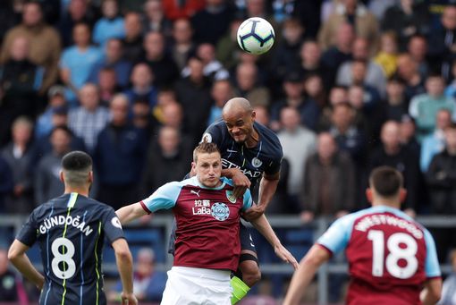 TRỰC TIẾP Burnley 0-0 Man City: David Silva bỏ lỡ cơ hội (H1) - Bóng Đá