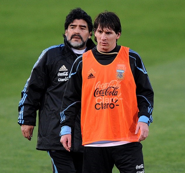 Messi sút phạt hay nhờ Maradona? - Bóng Đá