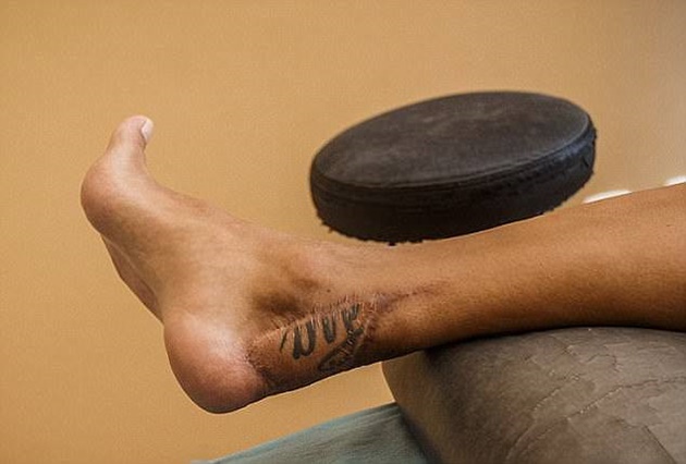 Hành trình trở lại ĐTQG của Santi Cazorla từ bàn chân suýt bị cắt bỏ - Bóng Đá