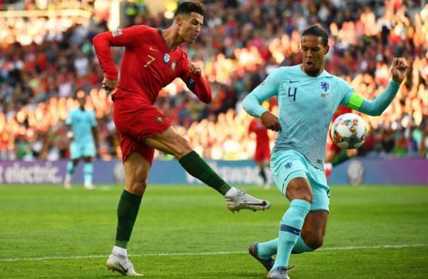 Ronaldo không vui vì Bernardo Silva - Bóng Đá