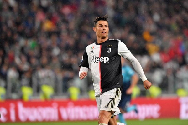 Ronaldo tự định giá bản thân - Bóng Đá