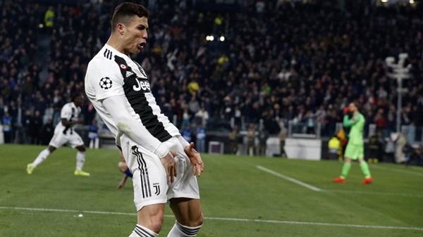 Ronaldo tự định giá bản thân - Bóng Đá