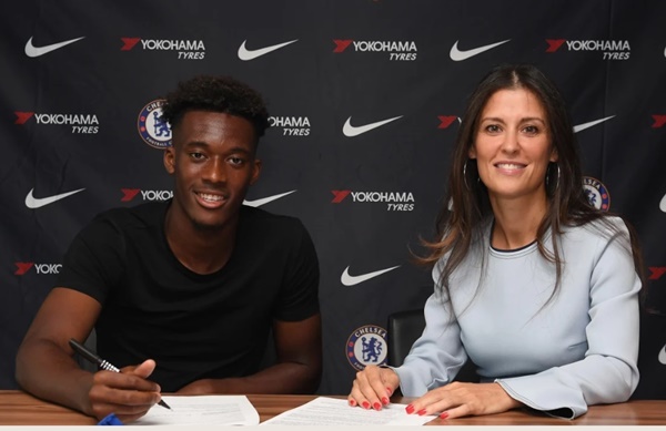 CHÍNH THỨC: Callum Hudson-Odoi gia hạn hợp đồng - Bóng Đá