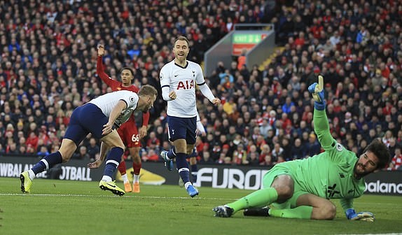 TRỰC TIẾP Liverpool 0-1 Tottenham: Harry Kane mở tỷ số (H1) - Bóng Đá