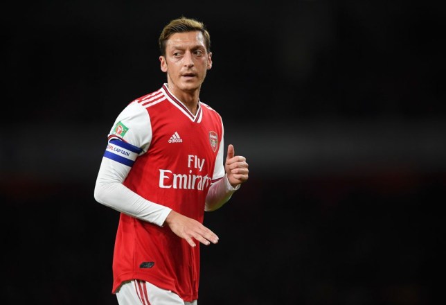 Unai Emery cần Ozil để cải thiện thành tích cho Arsenal - Bóng Đá