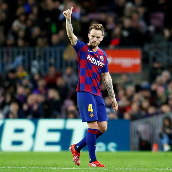 Rakitic gắn bó với Barca - Bóng Đá