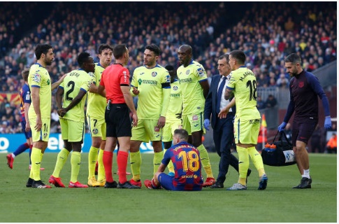 Jordi Alba bật khóc vì chấn thương - Bóng Đá