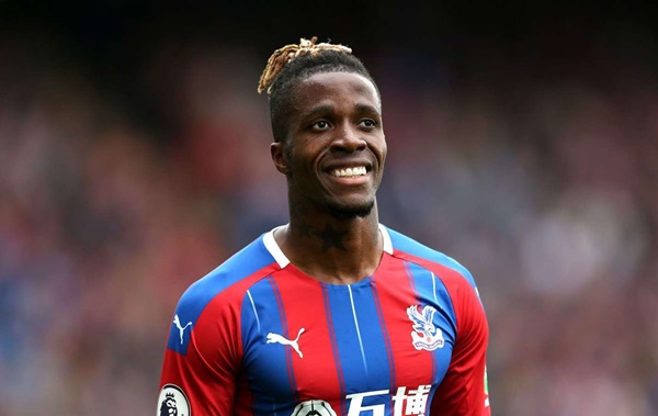 PSG chiêu mộ Wilfried Zaha - Bóng Đá