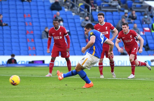 TRỰC TIẾP Brighton 0-0 Liverpool: Maupay sút hỏng phạt đền (H1) - Bóng Đá