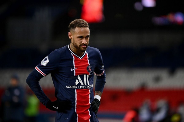 Tiền đạo cánh trái - Neymar: Đẳng cấp của ngôi sao người Brazil là không phải bàn cãi.