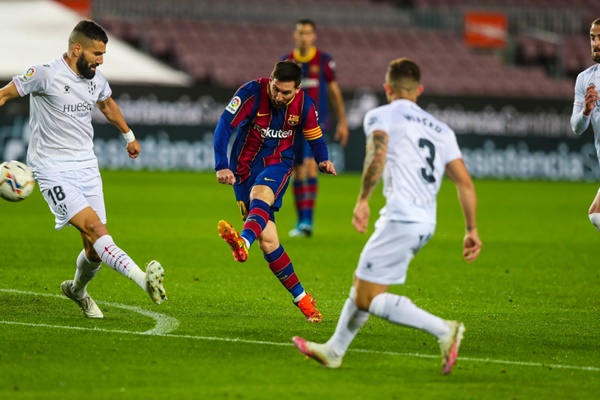 Crazy Lionel Messi stats show 33-year-old is not slowing down for Barcelona - Bóng Đá