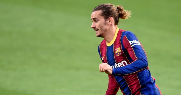 3. Antoine Griezmann (Atletico đến Barca - 107 triệu bảng) - Chân sút người Pháp chưa đáp ứng được kỳ vọng đúng như số tiền mà Blaugrana đã bỏ ra để chiêu mộ anh.