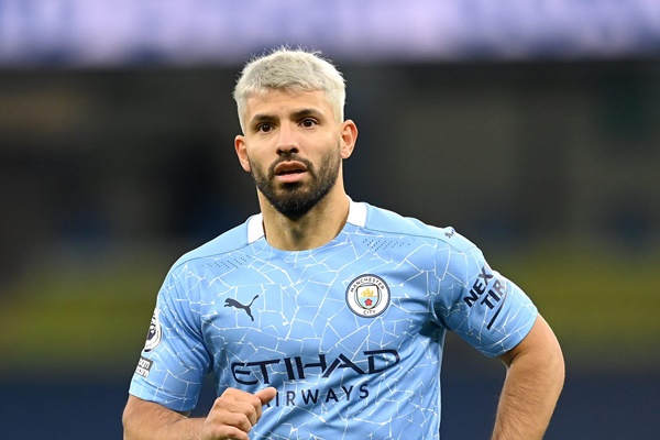 Sergio Aguero could get his dream shirt number if Chelsea complete free transfer - Bóng Đá