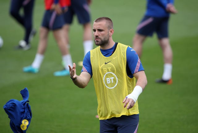 Luke Shaw reveals ruptured wrist ligament concerns before Euro 2020 - Bóng Đá