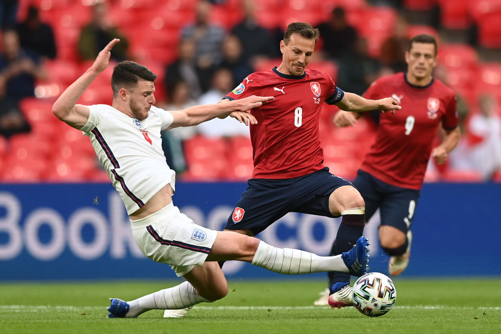 LAMPARD SAYS 22-YEAR-OLD CHELSEA REPORTEDLY WANT IS 'ONE OF THE BEST' IN EUROPE - Bóng Đá