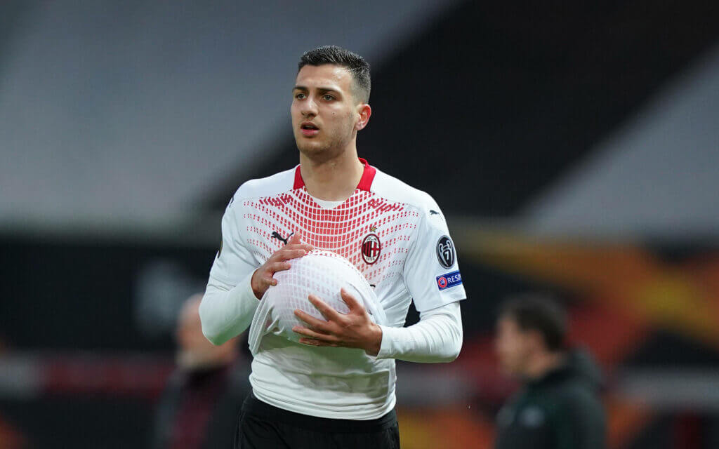 Real đưa Dalot vào tầm ngắm - Bóng Đá