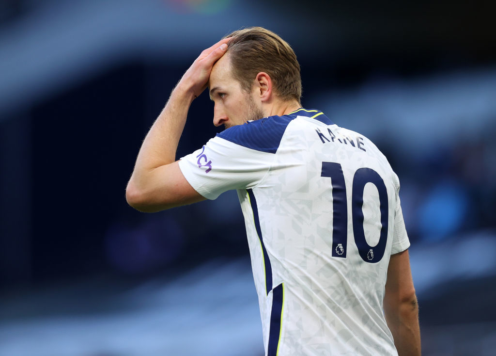 Dimitar Berbatov makes Arsenal claim about Tottenham amid 'difficult' Harry Kane transfer saga - Bóng Đá