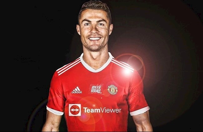 Cristiano Ronaldo 'to take £6m pay cut at Manchester United' - Bóng Đá