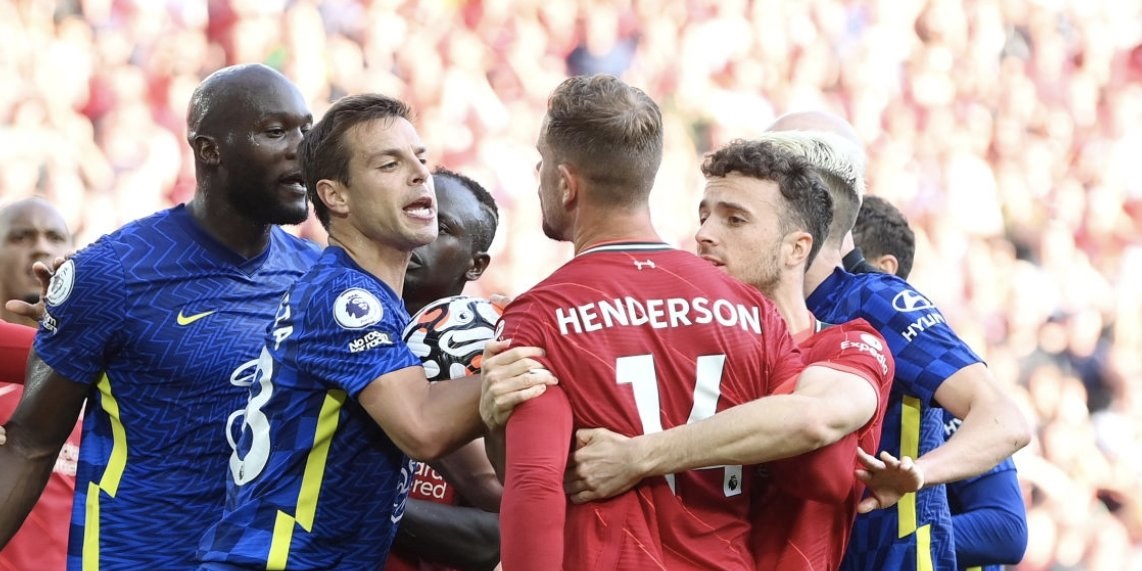 Michael Owen hits out at Jordan Henderson over ‘unnecessary’ moment following Salah penalty - Bóng Đá