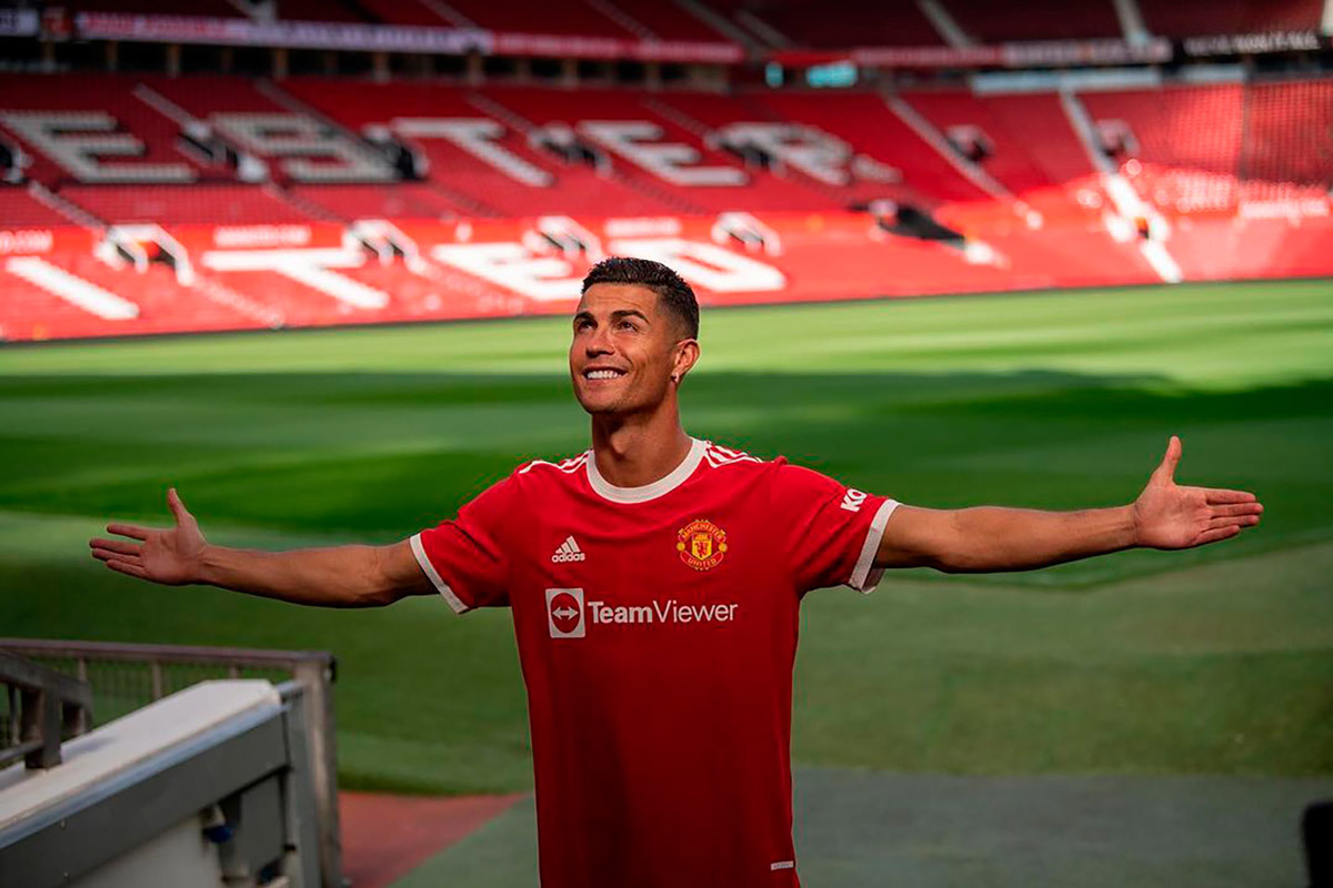 What Cristiano Ronaldo told 'silent' Man Utd team-mates in rousing Lowry hotel speech - Bóng Đá