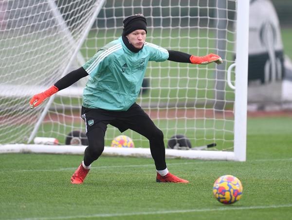 Aaron Ramsdale đang là chốt chặn đáng tin cậy trong khung gỗ của đội chủ sân Emirates. Tuyển thủ Tam Sư đã có 7 trận giữ sạch lưới kể từ đầu mùa.