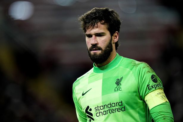 Alisson là trụ cột của The Kop.