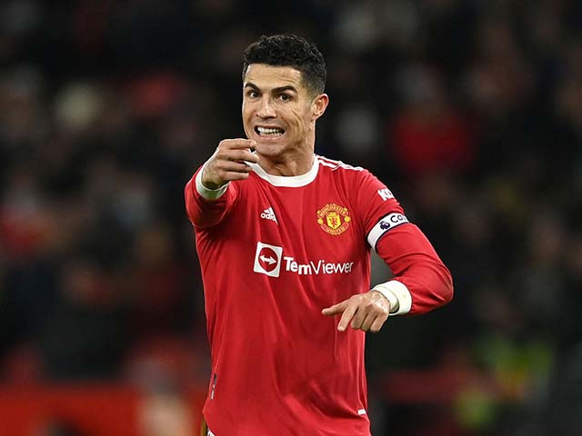 Cristiano Ronaldo loses proud career record as awful Man Utd are beaten by Wolves - Bóng Đá