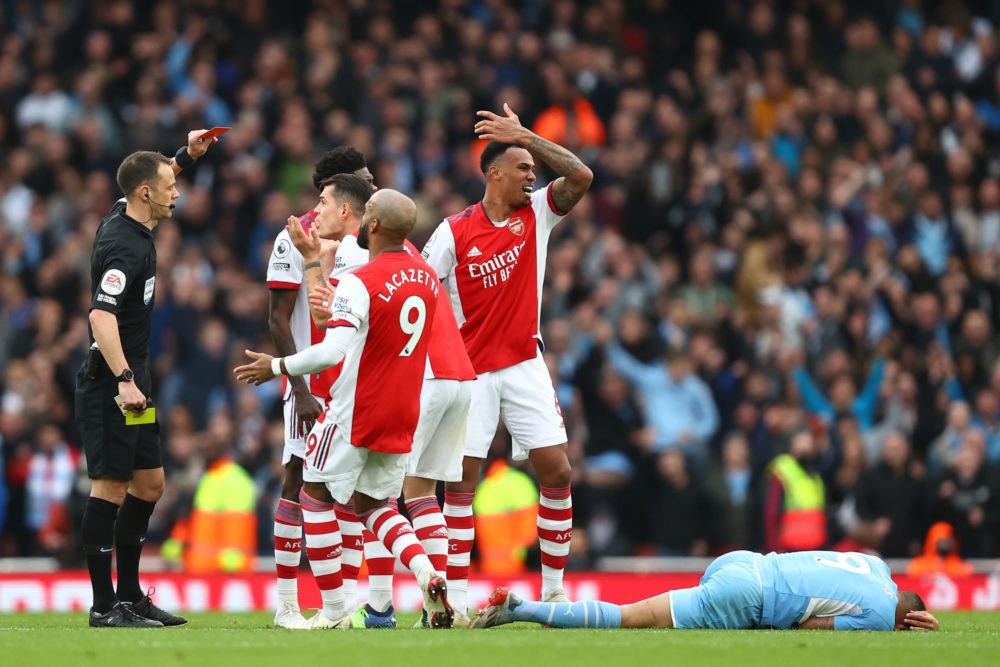 Agbonlahor swipes at 'stupid' Gabriel as Arsenal man banned after twist this week - Bóng Đá