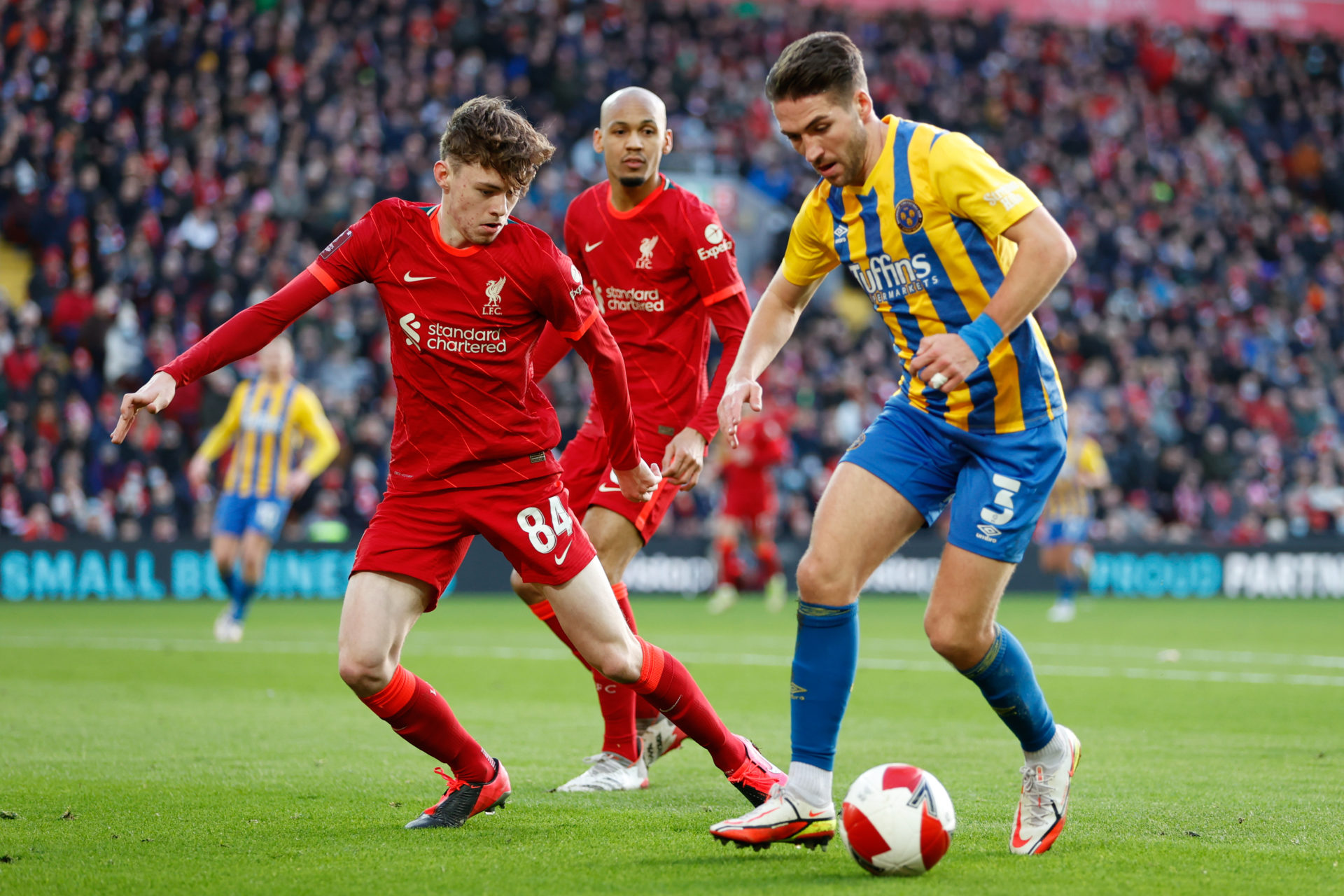 'Go forward': Liverpool defender claims Klopp's been urging him to attack - Bóng Đá