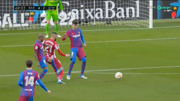 TRỰC TIẾP Barcelona 4-2 Atletico Madrid: Alves nhận thẻ đỏ (H2) - Bóng Đá