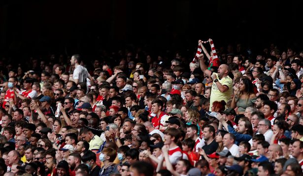 Arsenal announce season ticket price hike despite being Premier League's most expensive - Bóng Đá