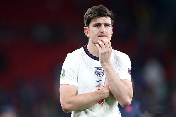 Patrick Vieira sends message to Manchester United skipper Harry Maguire over England boos - Bóng Đá