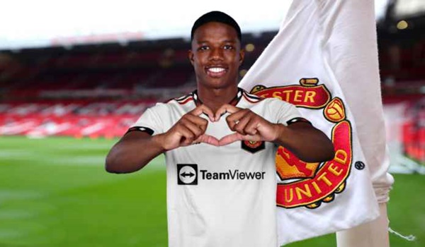 Manchester United new signing Tyrell Malacia has compare himself to 'shy' ex Liverpool star - Bóng Đá