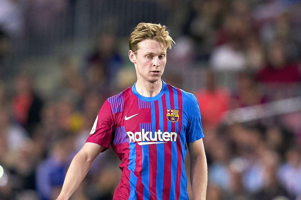 What Frenkie de Jong has told team-mates about joining Manchester United as Barcelona consider drastic action - Bóng Đá